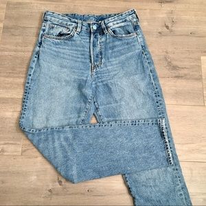 Women’s vintage high waisted jeans